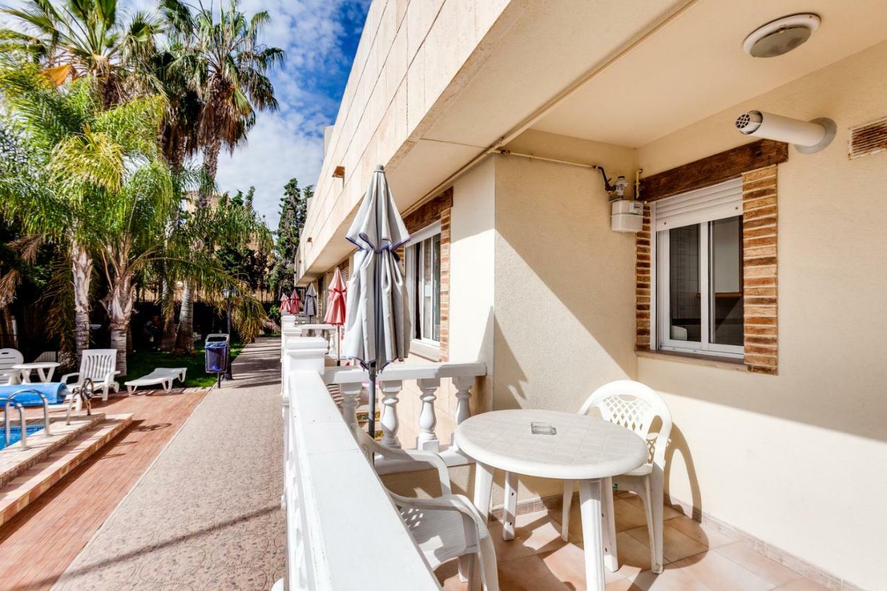 Laguna Salada Hotel Apartamento Torrevieja Exterior photo