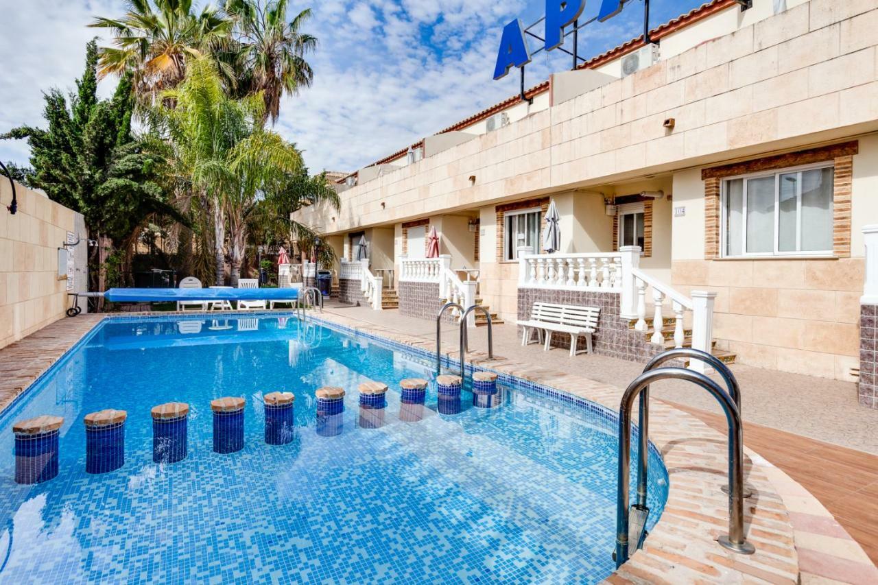 Laguna Salada Hotel Apartamento Torrevieja Exterior photo